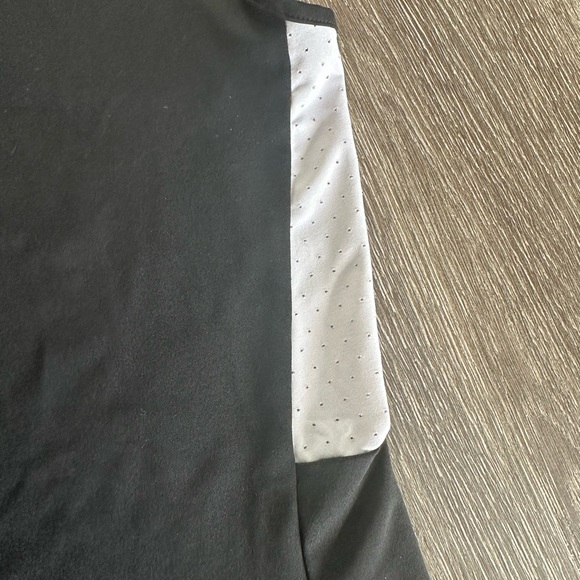 [ADIDAS] woman’s climalite workout top - Picture 4 of 5